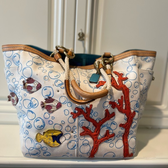 RARE COACH BUBBLE FISH CORAL LARGE TOTE - Picture 1 of 10